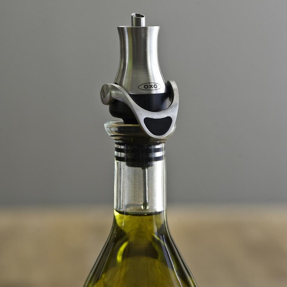 OXO Bottle Stopper & Pourer Williams Sonoma AU